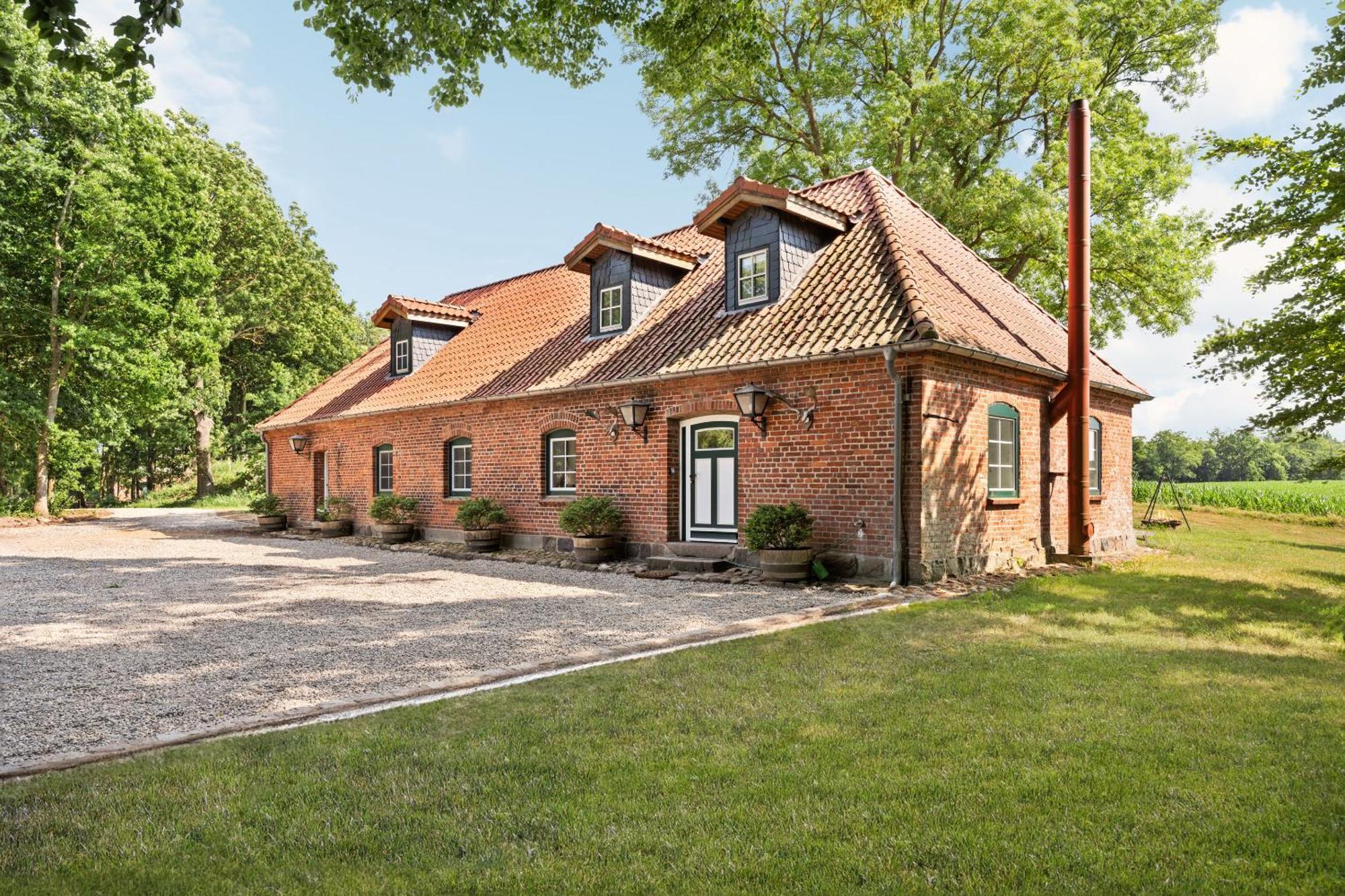 Ferienhaus "Altes Backhaus" - Gut Kletkamp Exterior photo