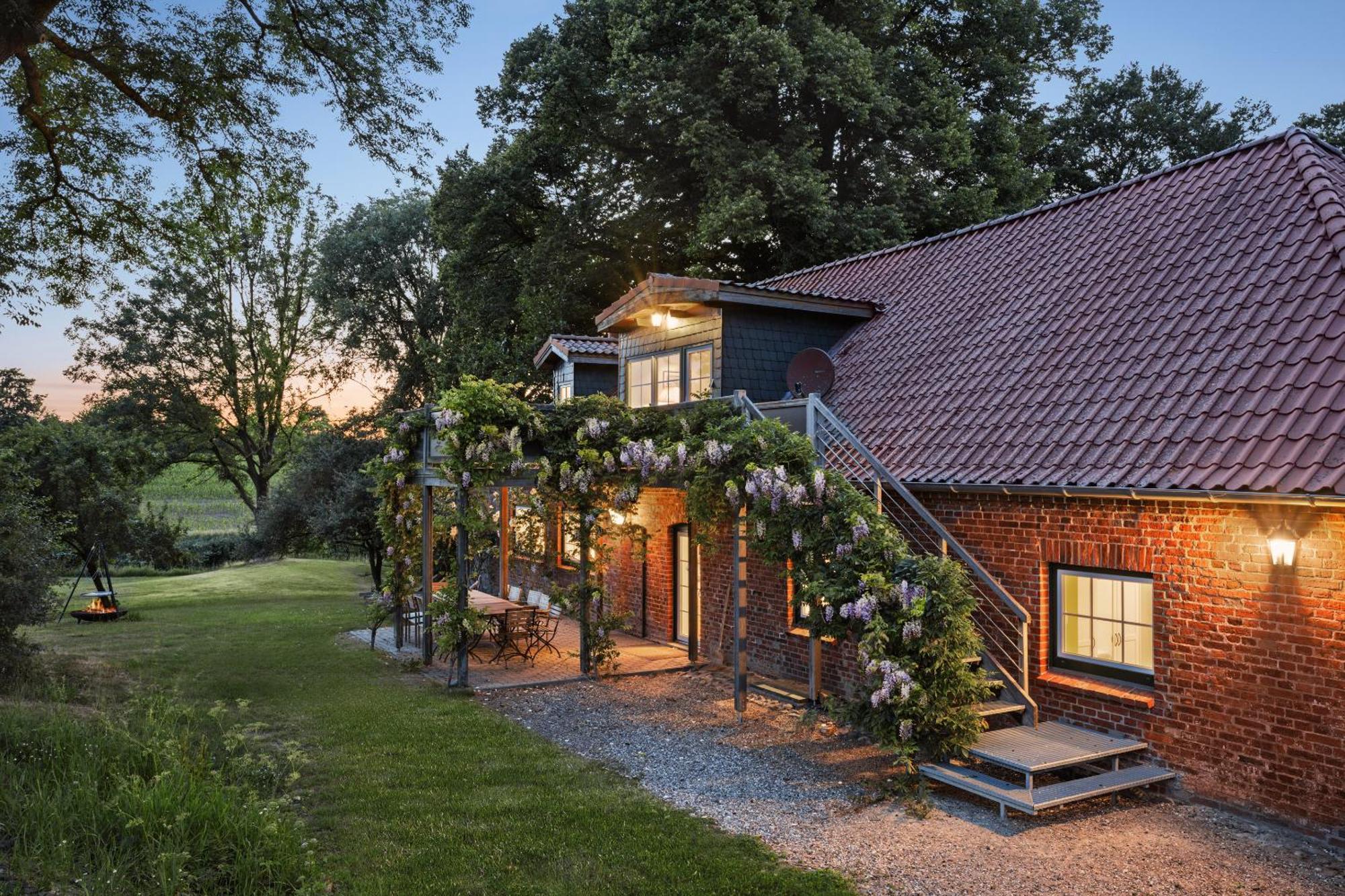 Ferienhaus "Altes Backhaus" - Gut Kletkamp Exterior photo
